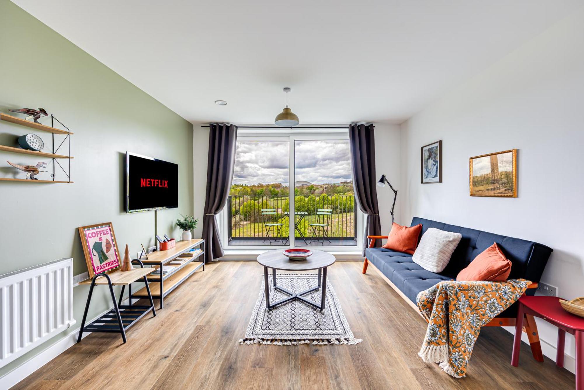 Penthouse Apartment - City Centre - Secure Parking, Balcony, Self-Check-In, Fast Wifi And Smart Tv With Netflix By Yoko Property Milton Keynes Dış mekan fotoğraf