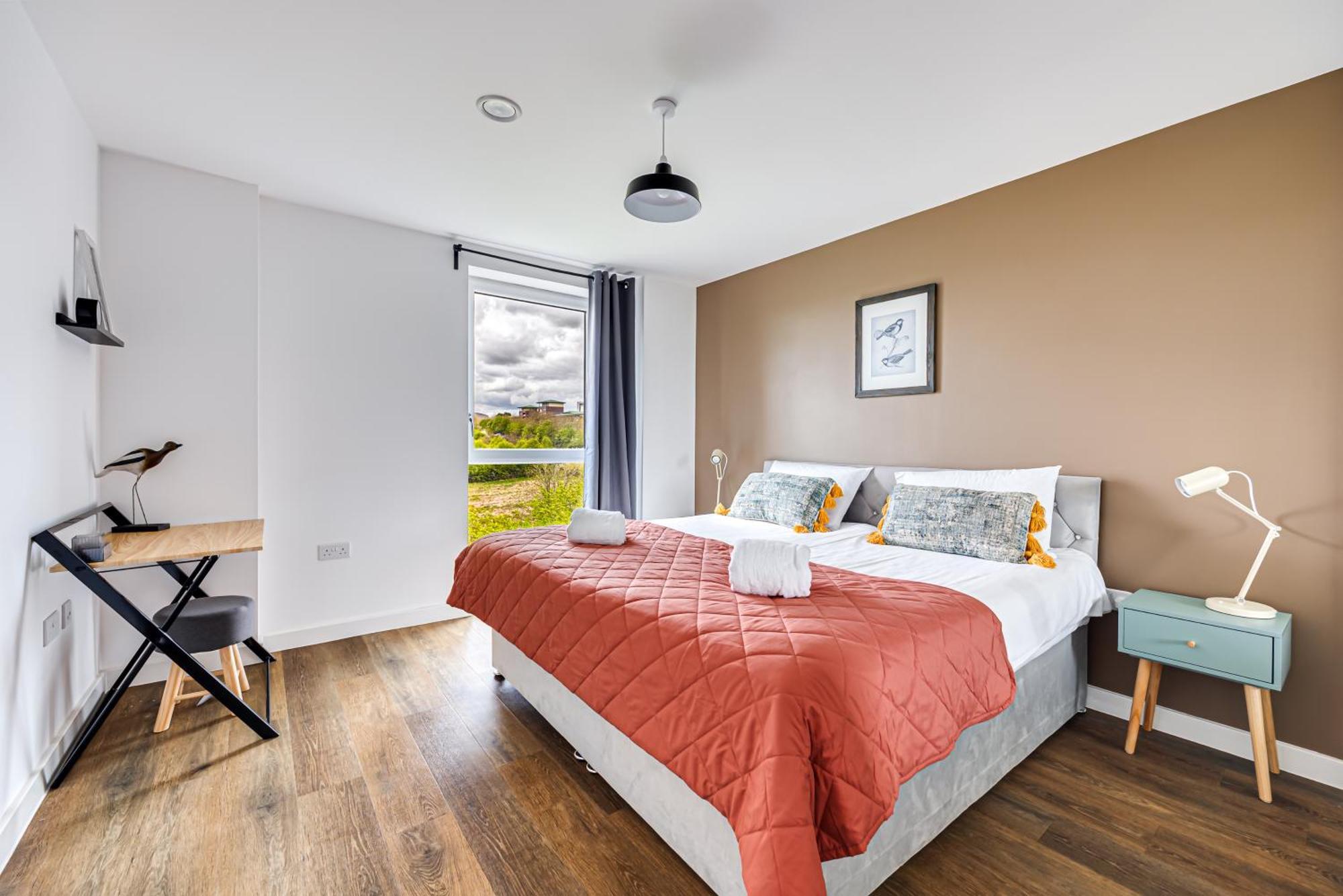Penthouse Apartment - City Centre - Secure Parking, Balcony, Self-Check-In, Fast Wifi And Smart Tv With Netflix By Yoko Property Milton Keynes Dış mekan fotoğraf