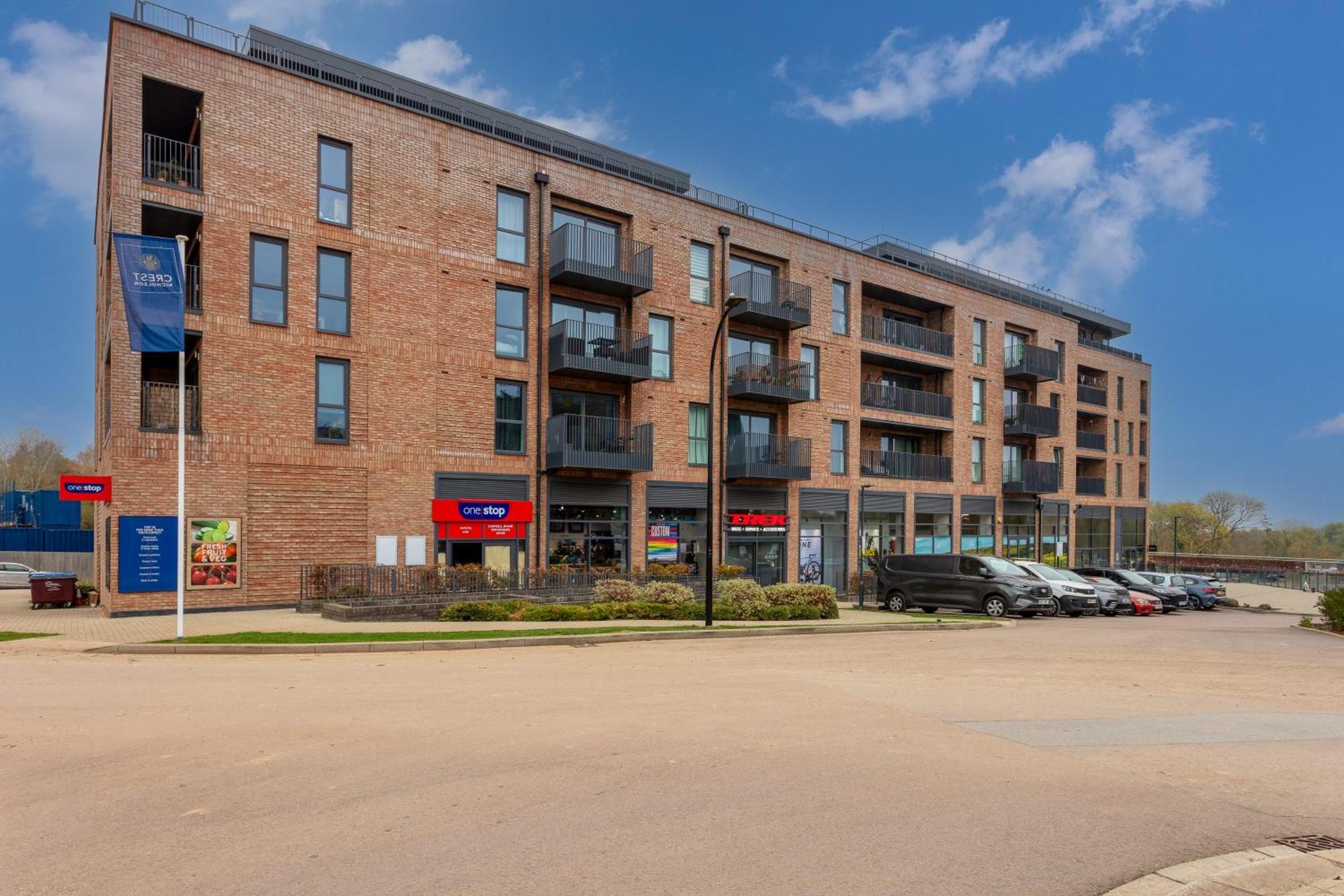 Penthouse Apartment - City Centre - Secure Parking, Balcony, Self-Check-In, Fast Wifi And Smart Tv With Netflix By Yoko Property Milton Keynes Dış mekan fotoğraf
