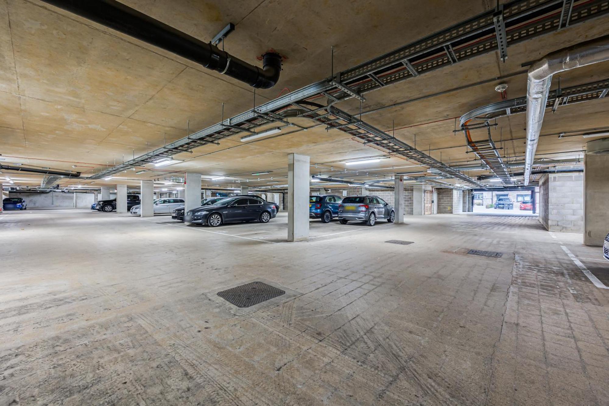 Penthouse Apartment - City Centre - Secure Parking, Balcony, Self-Check-In, Fast Wifi And Smart Tv With Netflix By Yoko Property Milton Keynes Dış mekan fotoğraf